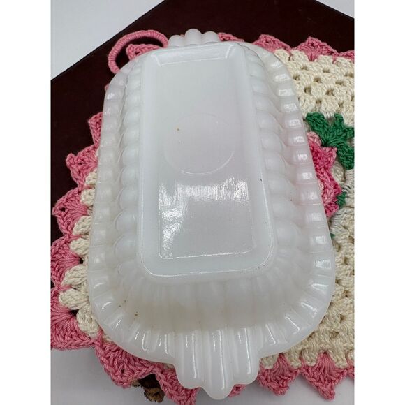 Vintage Milk Glass HALF STICK Butter Dish 50s Kitchen Decor - Picture 4 of 8